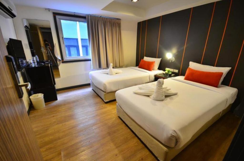 Hotel H2